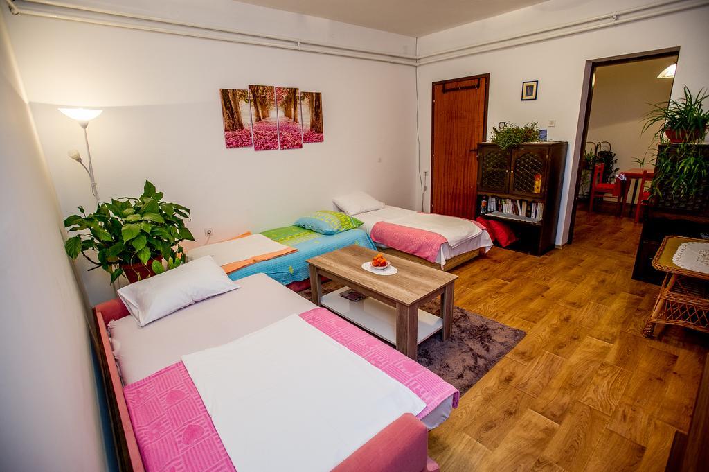 Apartman Oaza Τρέμπινιε Εξωτερικό φωτογραφία