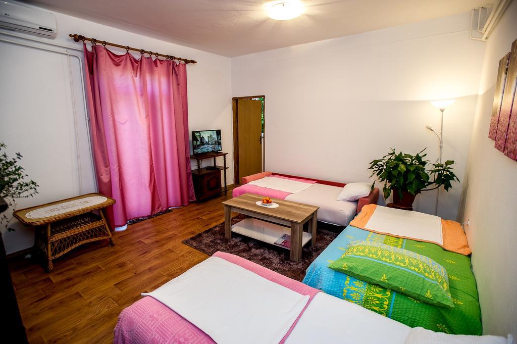 Apartman Oaza Τρέμπινιε Εξωτερικό φωτογραφία